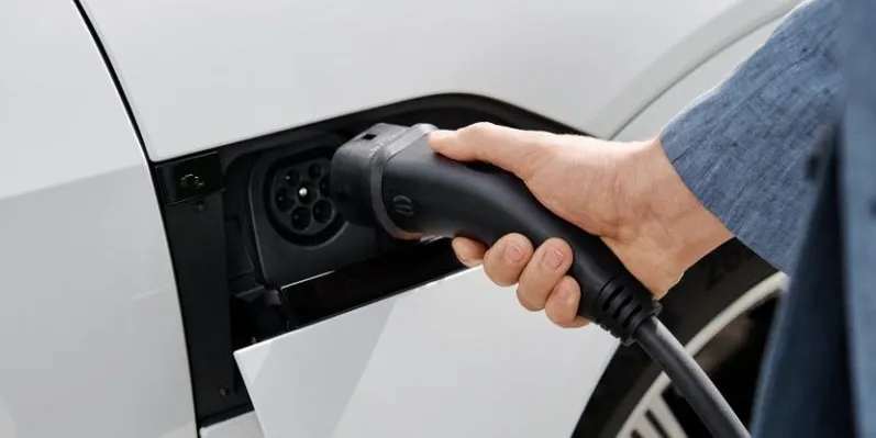 Des possibilités de chargement de votre véhicule électrique avec votre Raiffeisen Fribourg-Ouest